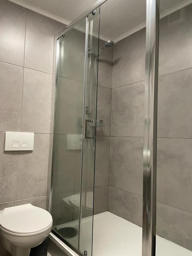 Apartment Morden Flat Close To Dlr Station With Free Parking *